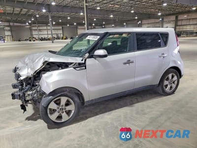 2017 KIA SOUL KNDJN2A27H7480266 - główne zdjęcie licytacji z USA - miniatura