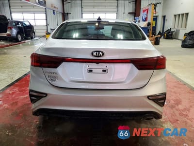 Zdjęcie 6 z 12 samochodu: 2020 KIA FORTE LXS VIN:3KPF24AD9LE221959 - miniatura