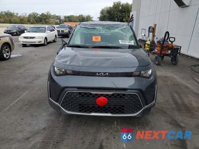 Piąte zdjęcie samochodu w środku: 2025 KIA SOUL LX VIN:KNDJ23AU7S7251626 - miniatura