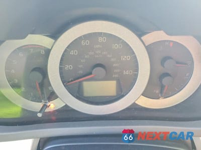 Zdjęcie 9 z 13 samochodu: 2008 TOYOTA RAV4 LIMITED VIN:JTMBK31V785048012 - miniatura
