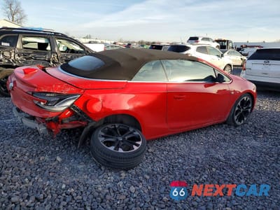 Trzecie zdjęcie samochodu z tyłu: 2019 BUICK CASCADA SPORT TOURING VIN:W04WJ3N59KG300105 - miniatura