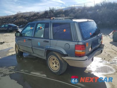 Drugie zdjęcie samochodu z przodu: 1995 JEEP GRAND CHEROKEE LAREDO VIN:1J4GZ58SXSC605565 - miniatura
