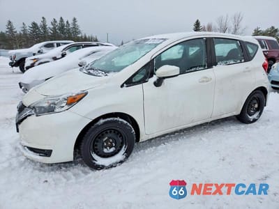 2018 NISSAN VERSA NOTE S 3N1CE2CP6JL355572 - główne zdjęcie licytacji z USA - miniatura