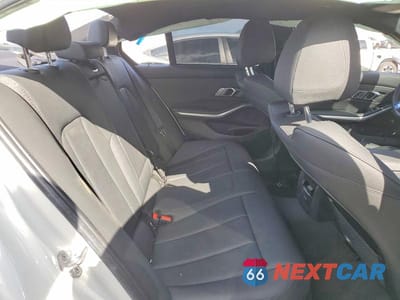 Zdjęcie 10 z 11 samochodu: 2021 BMW M340I VIN:3MW5U7J03M8B57922 - miniatura