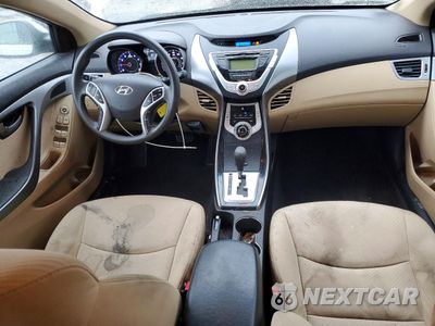 Zdjęcie 8 z 12 samochodu: 2012 HYUNDAI ELANTRA GLS VIN:5NPDH4AE9CH150837 - miniatura
