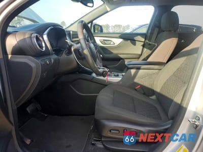 Zdjęcie 7 z 13 samochodu: 2021 CHEVROLET BLAZER 2LT VIN:3GNKBCRS5MS538269 - miniatura