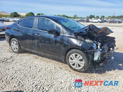 Czwarte zdjęcie samochodu z boku: 2020 NISSAN VERSA S VIN:3N1CN8DV7LL865352 - miniatura