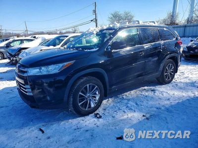 2019 TOYOTA HIGHLANDER SE 5TDJZRFH1KS588163 - główne zdjęcie licytacji z USA - miniatura