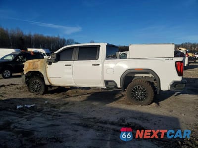 Drugie zdjęcie samochodu z przodu: 2020 GMC SIERRA VIN:1GT49LE78LF114098 - miniatura