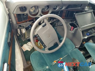 Zdjęcie 8 z 13 samochodu: 1994 DODGE RAM VAN B250 VIN:2B6HB21XXRK107819 - miniatura