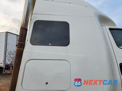 Zdjęcie 6 z 10 samochodu: 2021 INTERNATIONAL LT625 SEMI TRUCK VIN:3HSDZAPR8MN534479 - miniatura