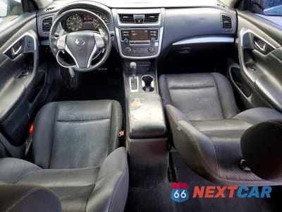 Zdjęcie 8 z 12 samochodu: 2016 NISSAN ALTIMA 2.5 SR VIN:1N4AL3AP3GC180338 - miniatura