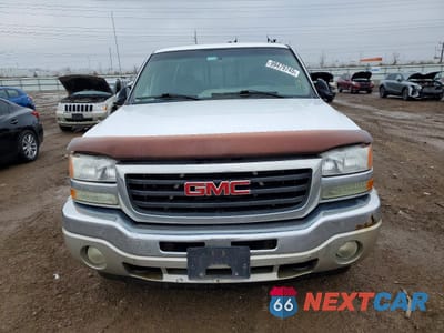 Piąte zdjęcie samochodu w środku: 2005 GMC NEW SIERRA K1500 VIN:1GTEK19B85Z191583 - miniatura