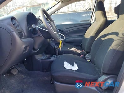 Zdjęcie 7 z 11 samochodu: 2015 NISSAN VERSA S VIN:3N1CN7AP8FL836365 - miniatura