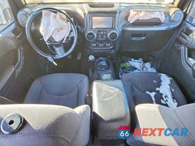 Zdjęcie 8 z 11 samochodu: 2016 JEEP WRANGLER UNLIMITED SPORT VIN:1C4BJWDG3GL191843 - miniatura