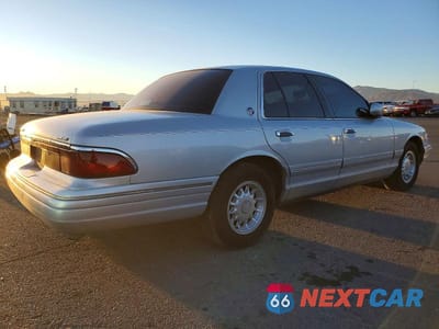 Trzecie zdjęcie samochodu z tyłu: 1996 MERCURY MARQUIS VIN:2MELM75W6TX704294 - miniatura