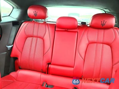 Zdjęcie 10 z 12 samochodu: 2017 MASERATI LEVANTE S SPORT VIN:ZN661YUS5HX234962 - miniatura