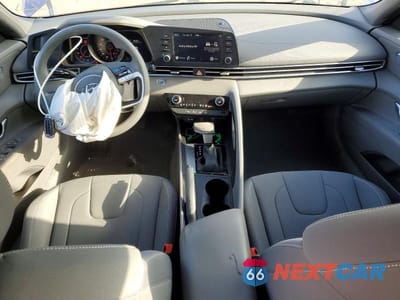Zdjęcie 8 z 12 samochodu: 2023 HYUNDAI ELANTRA SEL VIN:KMHLM4AG5PU562365 - miniatura