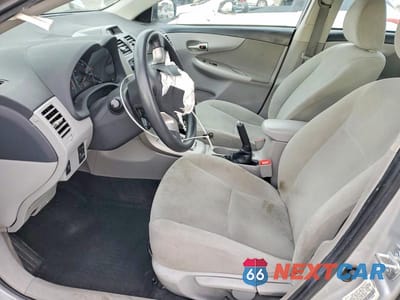 Zdjęcie 7 z 12 samochodu: 2013 TOYOTA COROLLA BASE VIN:5YFBU4EEXDP195545 - miniatura