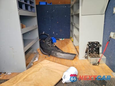 Zdjęcie 11 z 13 samochodu: 2024 GMC SAVANA DELIVERY TRUCK VIN:7GZ07RF78RN002361 - miniatura