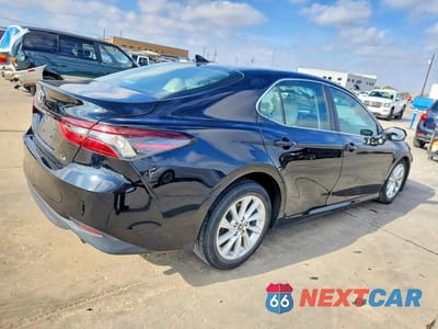 Trzecie zdjęcie samochodu z tyłu: 2023 TOYOTA CAMRY LE VIN:4T1C11AK7PU769108 - miniatura