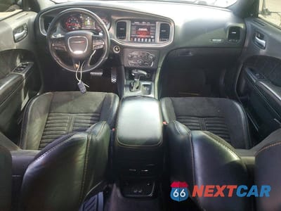 Zdjęcie 8 z 12 samochodu: 2017 DODGE CHARGER R/T VIN:2C3CDXCT7HH650620 - miniatura