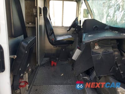 Zdjęcie 7 z 13 samochodu: 2021 FORD ECONOLINE E450 SUPER DUTY COMMERCIAL STRIPPED CHASSIS VIN:1FC3E4KK5MDC14906 - miniatura