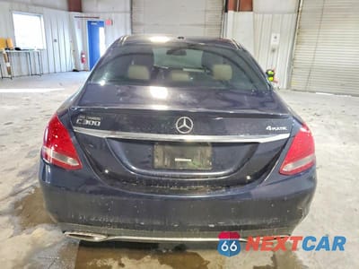 Zdjęcie 6 z 11 samochodu: 2018 MERCEDES-BENZ C 300 4MATIC VIN:55SWF4KB1JU257166 - miniatura