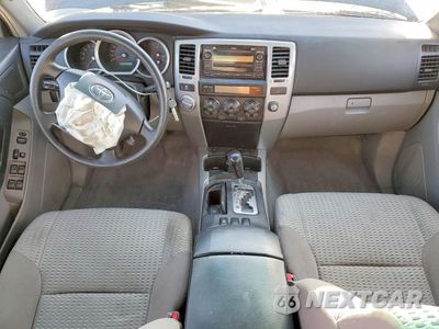 Zdjęcie 8 z 12 samochodu: 2007 TOYOTA 4RUNNER SR5 VIN:JTEBU14R270121372 - miniatura