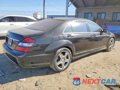 Trzecie zdjęcie samochodu z tyłu: 2008 MERCEDES-BENZ S 550 VIN:WDDNG71X48A195182 - miniatura