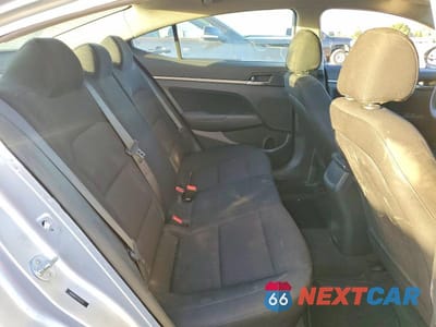 Zdjęcie 10 z 13 samochodu: 2020 HYUNDAI ELANTRA SEL VIN:5NPD84LF2LH531421 - miniatura