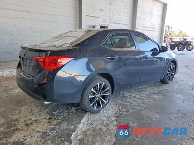 Trzecie zdjęcie samochodu z tyłu: 2019 TOYOTA COROLLA SE VIN:2T1BURHE6KC222648 - miniatura