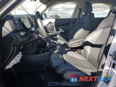 Zdjęcie 7 z 12 samochodu: 2024 MINI COOPER S COUNTRYMAN ALL4 VIN:WMZ83BR04R3R86587 - miniatura