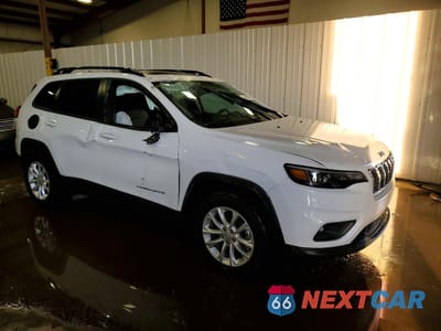 Czwarte zdjęcie samochodu z boku: 2022 JEEP CHEROKEE LATITUDE LUX VIN:1C4PJMMX8ND553411 - miniatura