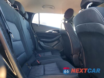 Zdjęcie 10 z 13 samochodu: 2018 INFINITI QX30 BASE VIN:SJKCH5CP7JA041035 - miniatura