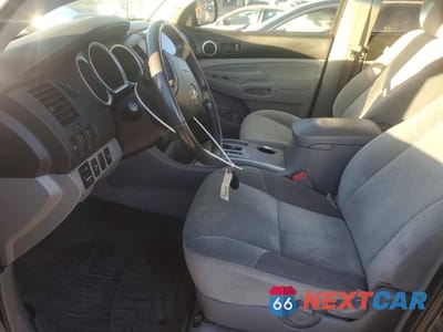 Zdjęcie 7 z 11 samochodu: 2010 TOYOTA TACOMA V6 VIN:3TMMU4FN0AM023048 - miniatura