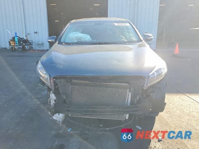 Piąte zdjęcie samochodu w środku: 2020 KIA SORENTO S VIN:5XYPG4A52LG682650 - miniatura