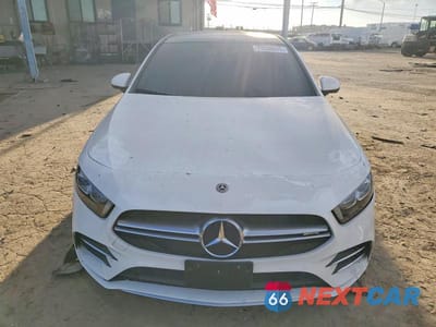 Piąte zdjęcie samochodu w środku: 2020 MERCEDES-BENZ A 35 AMG VIN:W1K3G5BB8LJ239577 - miniatura