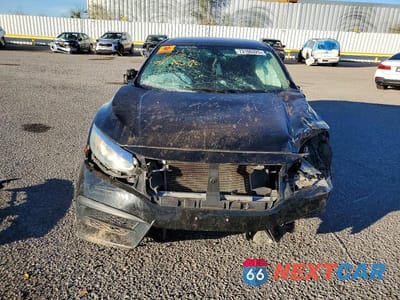Piąte zdjęcie samochodu w środku: 2016 HONDA CIVIC LX VIN:2HGFC2F51GH562531 - miniatura