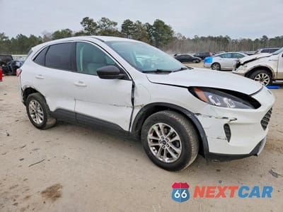 Czwarte zdjęcie samochodu z boku: 2022 FORD ESCAPE SE VIN:1FMCU9G64NUA72590 - miniatura