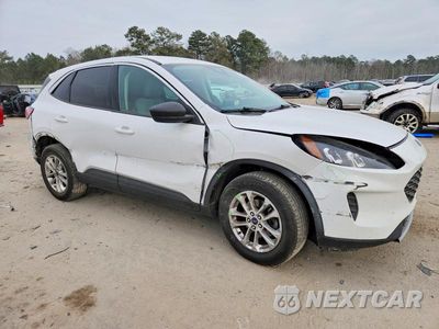 Czwarte zdjęcie samochodu z boku: 2022 FORD ESCAPE SE VIN:1FMCU9G64NUA72590 - miniatura