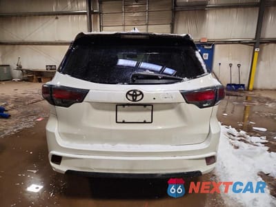 Zdjęcie 6 z 13 samochodu: 2015 TOYOTA HIGHLANDER XLE VIN:5TDJKRFH1FS118337 - miniatura
