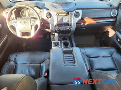 Zdjęcie 8 z 11 samochodu: 2016 TOYOTA TUNDRA LIMITED VIN:5TFFW5F14GX204534 - miniatura