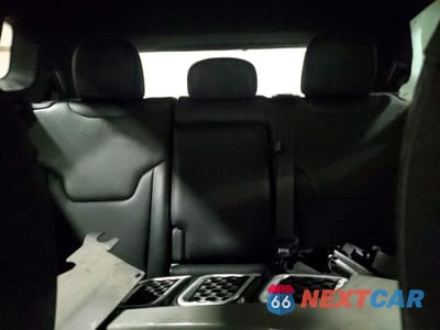 Zdjęcie 10 z 14 samochodu: 2023 JEEP COMPASS LIMITED VIN:3C4NJDCN2PT551125 - miniatura