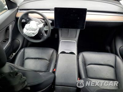 Zdjęcie 8 z 14 samochodu: 2021 TESLA MODEL Y VIN:5YJYGDEE7MF216932 - miniatura
