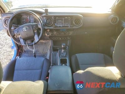 Zdjęcie 8 z 12 samochodu: 2021 TOYOTA TACOMA VIN:3TMCZ5AN5MM398125 - miniatura