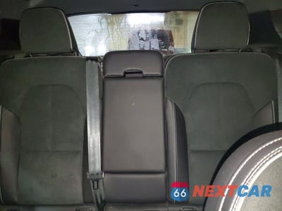 Zdjęcie 10 z 14 samochodu: 2022 VOLVO XC40 P8 RECHARGE PLUS VIN:YV4ED3UR7N2690875 - miniatura
