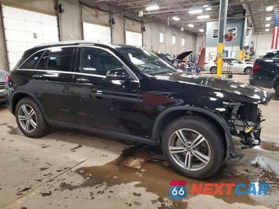 Czwarte zdjęcie samochodu z boku: 2022 MERCEDES-BENZ GLC 300 4MATIC VIN:W1N0G8EB4NV385862 - miniatura