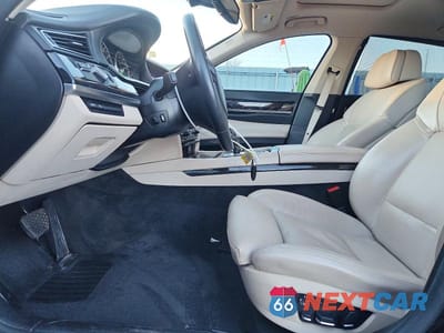 Zdjęcie 7 z 11 samochodu: 2011 BMW 750 LXI VIN:WBAKC8C5XBC433605 - miniatura
