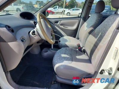 Zdjęcie 7 z 12 samochodu: 2000 TOYOTA ECHO VIN:JTDBT1239Y0045026 - miniatura